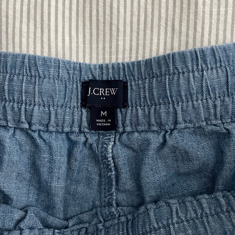 Jcrew pull on chambrey shorts